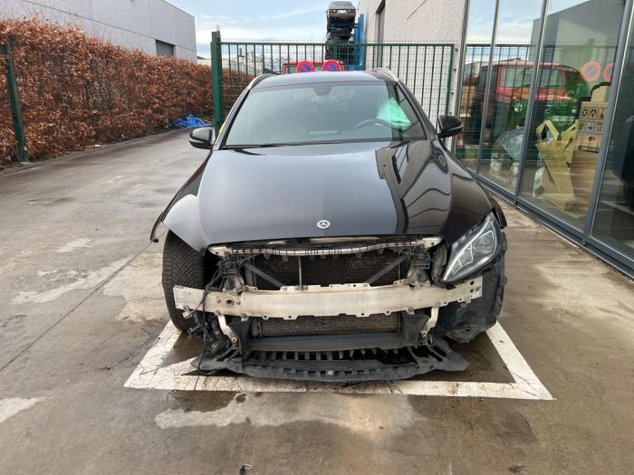 Mercedes C-Klasse V1122