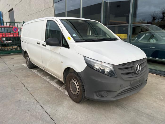 Mercedes Vito V1125