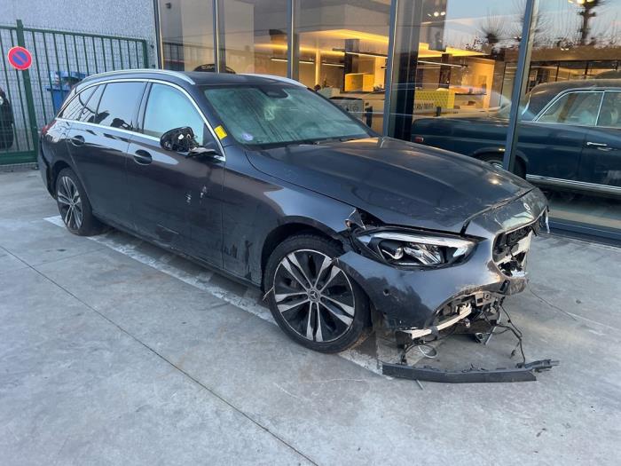 Mercedes C Estate (S206) C-300 de 2.0 Turbo 16V