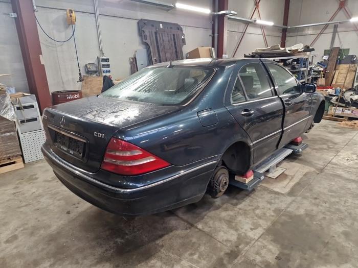 Mercedes S-Klasse V1143