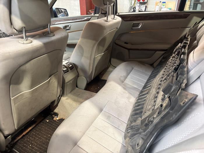 Mercedes E-Klasse V1160