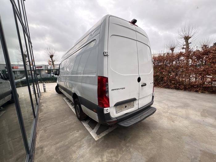 Mercedes Sprinter V1161