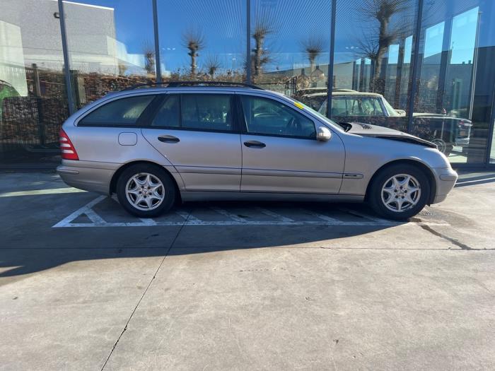 Mercedes C-Klasse V1165