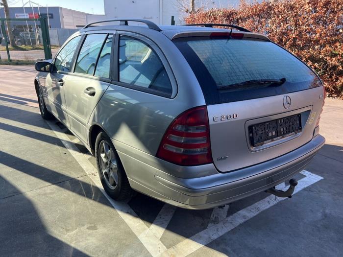 Mercedes C-Klasse V1165