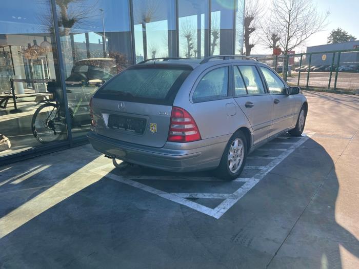 Mercedes C-Klasse V1165