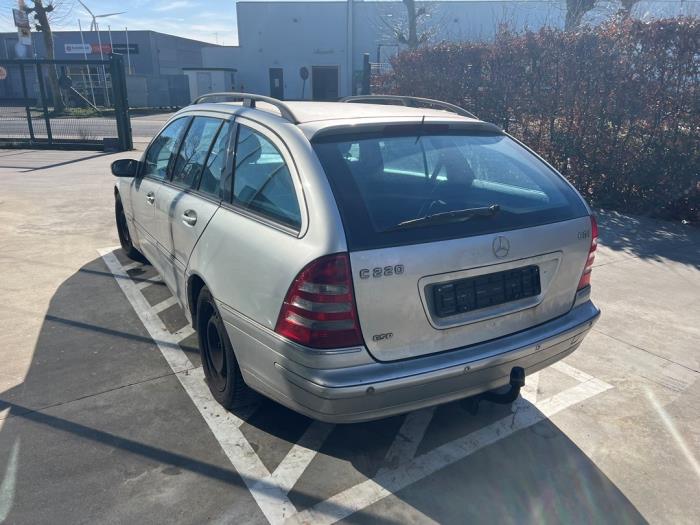 Mercedes C-Klasse V1167