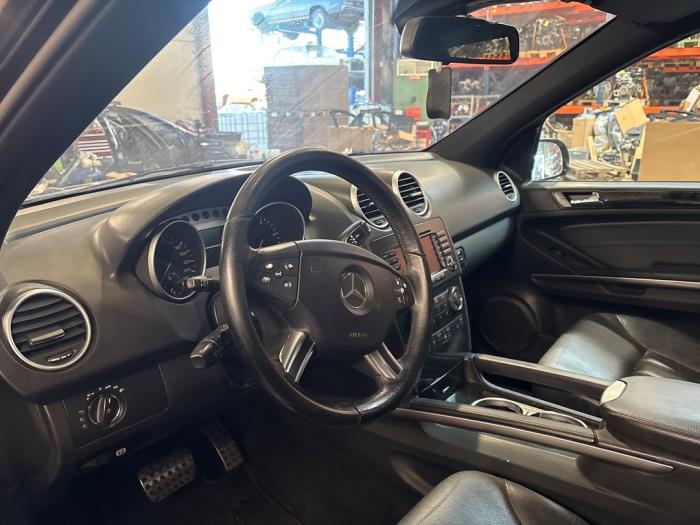 Mercedes ML-Klasse V1168