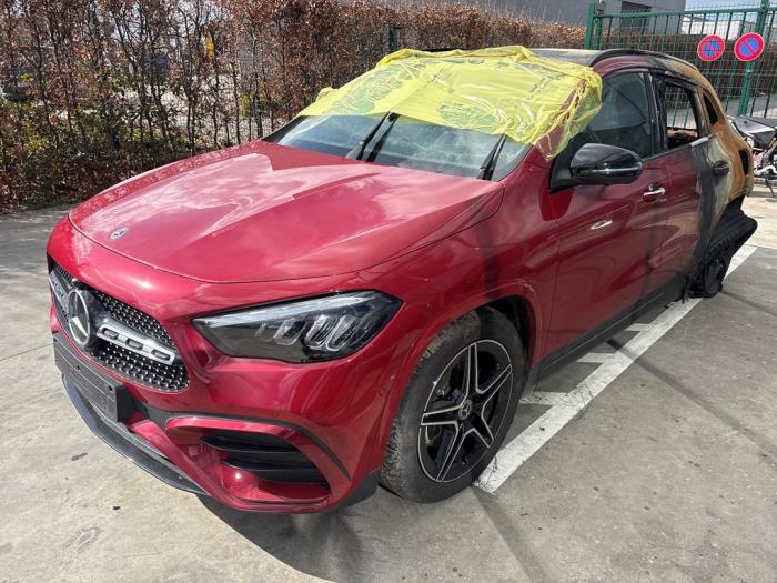 Mercedes GLA V1207