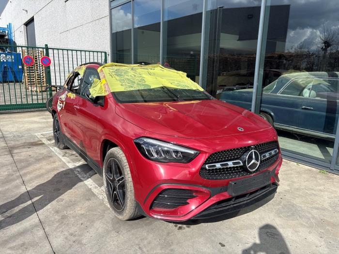 Mercedes GLA V1207