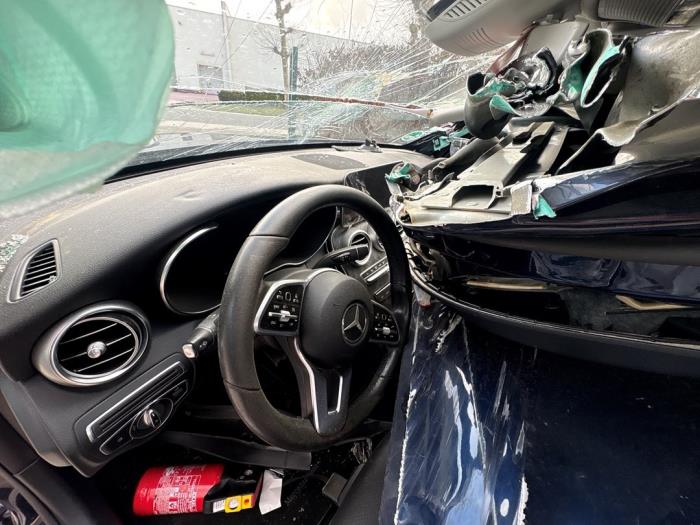 Mercedes C-Klasse V1209