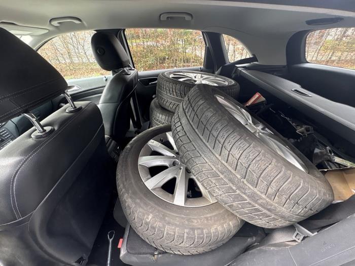 Mercedes B-Klasse V1223