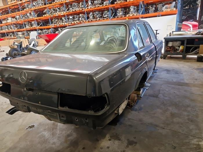 Mercedes S-Klasse V1227