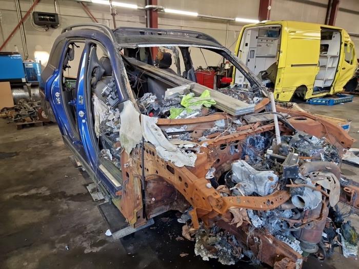 Mercedes GLB-Klasse V1230