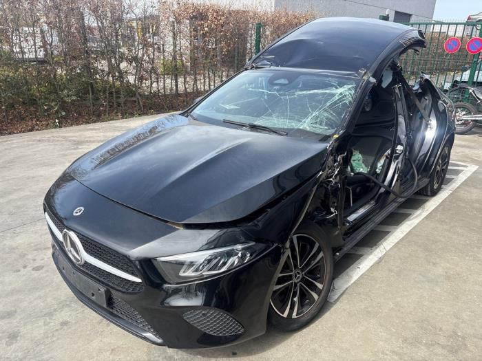 Mercedes A-Klasse V1233