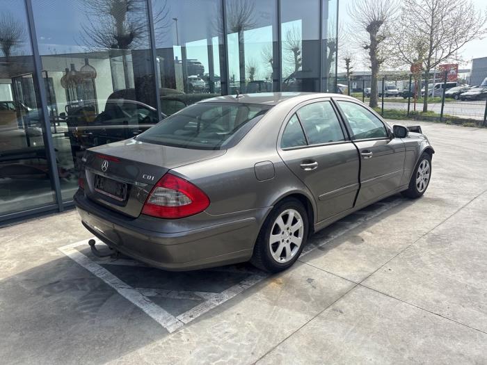 Mercedes E-Klasse V1234