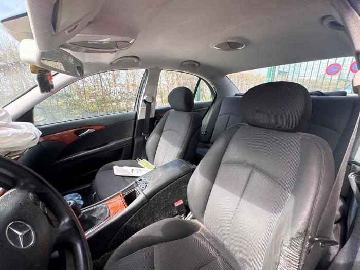 Mercedes E-Klasse V1234