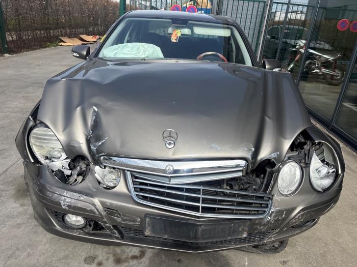 Mercedes E-Klasse V1234