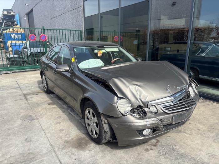 Mercedes E (W211) 2.2 E-220 CDI 16V