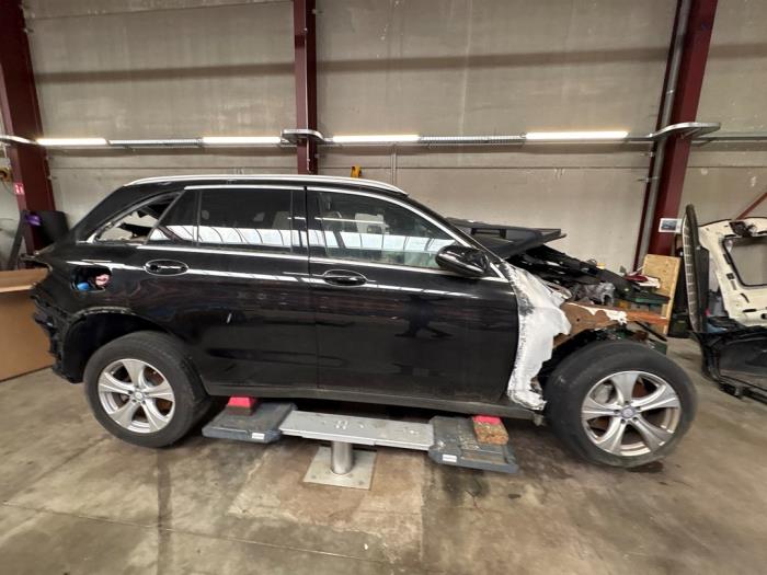 Mercedes GLC-Klasse V1240