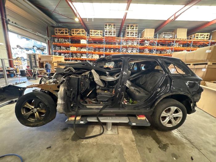 Mercedes GLC-Klasse V1240