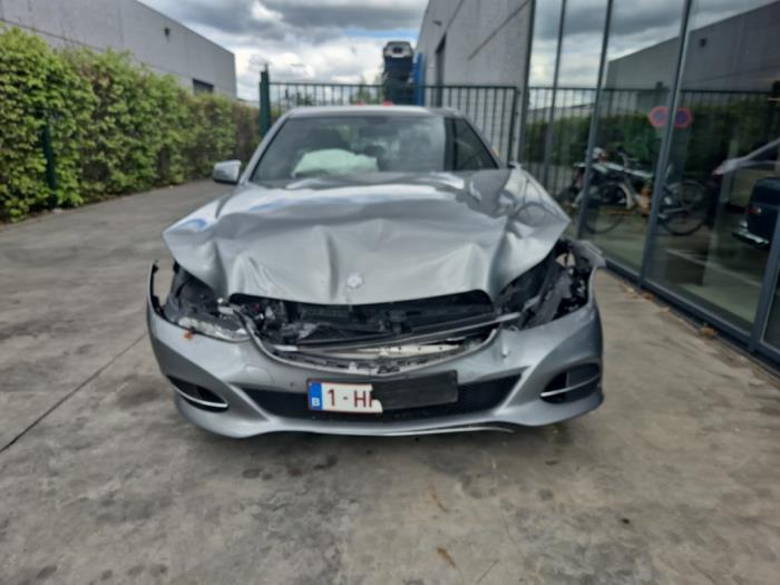 Mercedes E-Klasse V1244
