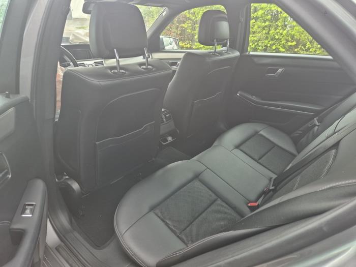 Mercedes E-Klasse V1244