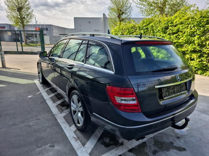 Mercedes C-Klasse V1252
