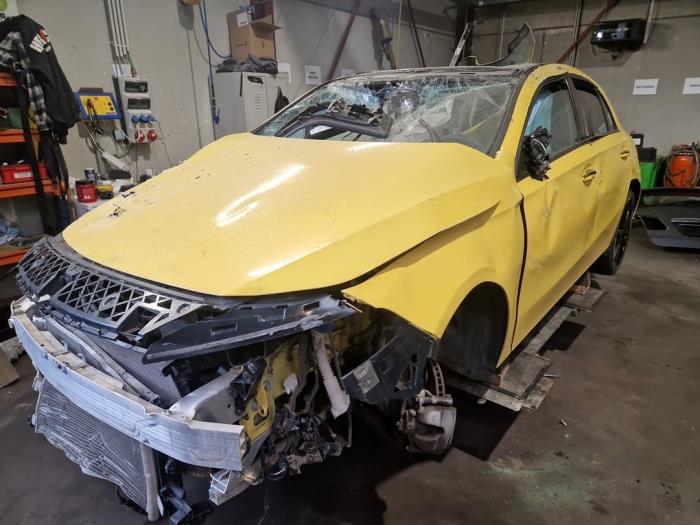 Mercedes A-Klasse V1260