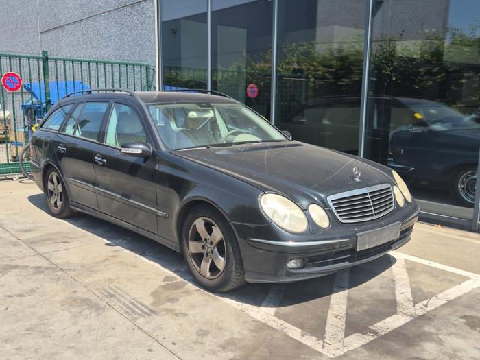 Mercedes E Combi (S211) 2.2 E-220 CDI 16V