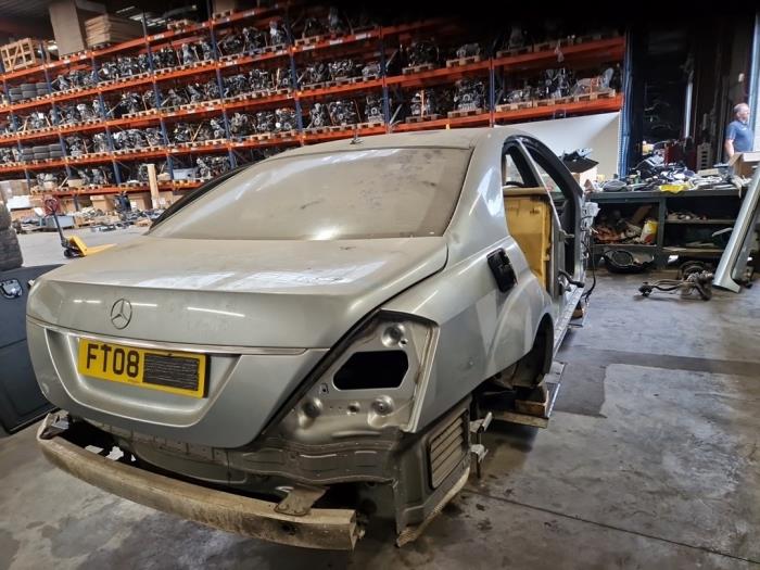 Mercedes S-Klasse V1337
