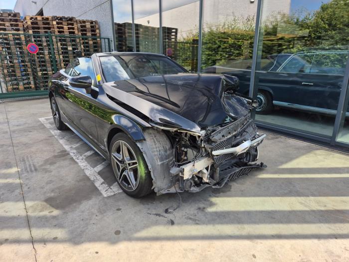 Mercedes C (R205) C-180 1.5 EQ Boost
