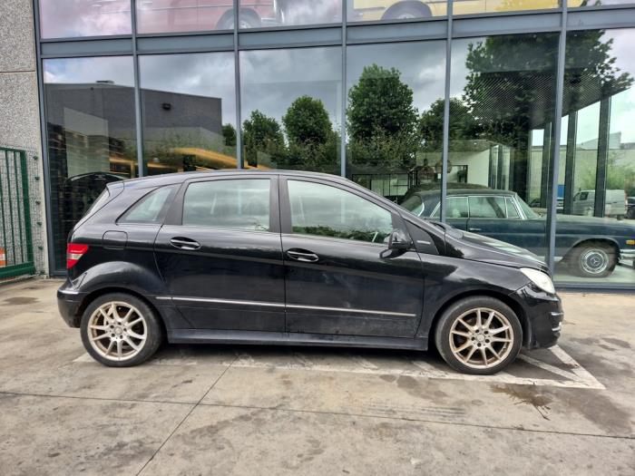 Mercedes B-Klasse V1346
