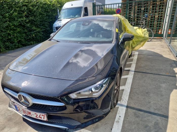 Mercedes CLA Shooting Brake (118.6) 2.0 CLA-180d