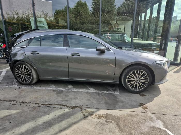 Mercedes CLA Shooting Brake 1.3 CLA-180 Turbo 16V Sloopvoertuig (2022)