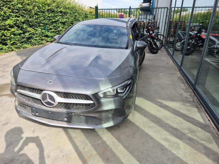 Mercedes CLA Shooting Brake 1.3 CLA-180 Turbo 16V Sloopvoertuig (2022)