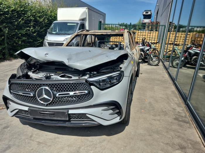 Mercedes GLC 2.0 220d 16V 4-Matic Sloopvoertuig (2025, Grijs)