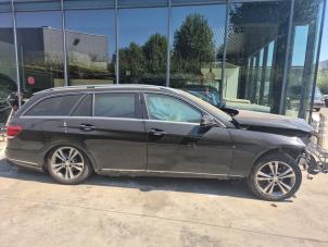 Mercedes E Estate E-200 CDI 16V BlueEfficiency,BlueTEC Sloopvoertuig (2016, Metallic, Zwart)