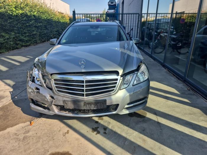 Mercedes E Estate E-200 CDI 16V BlueEfficiency,BlueTEC Sloopvoertuig (2012, Zilver)