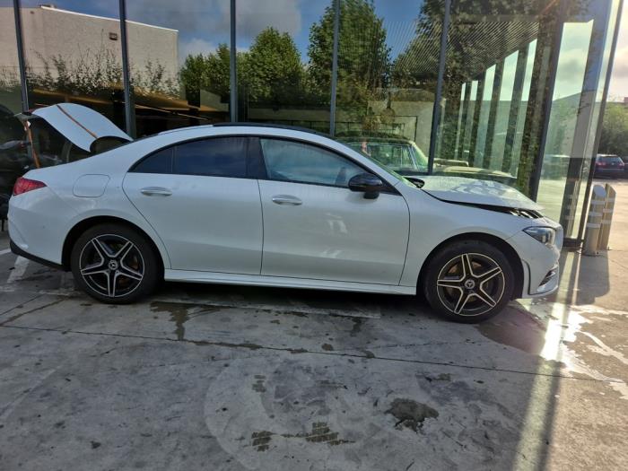 Mercedes CLA V1409