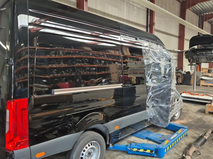 Mercedes Sprinter V1418