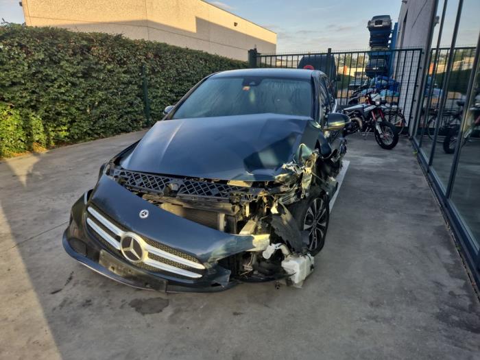 Mercedes B-Klasse V1431