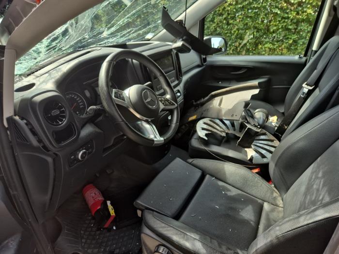 Mercedes Vito V1432