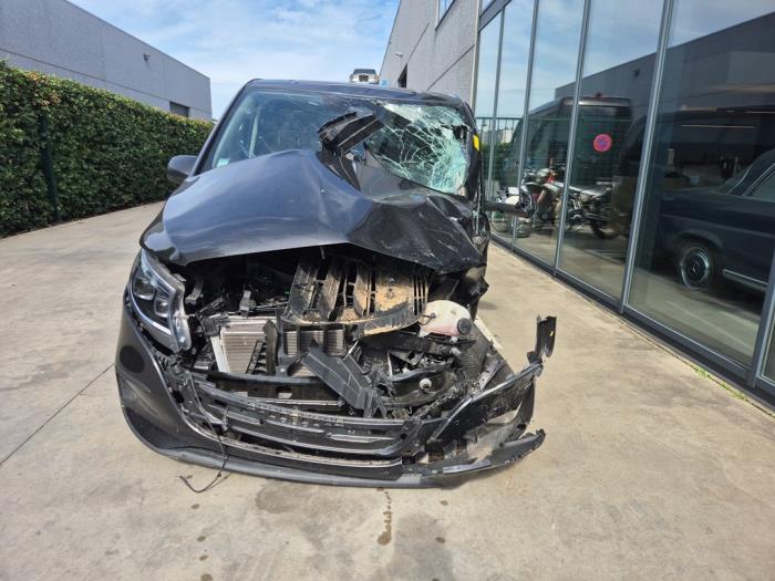 Mercedes Vito V1432