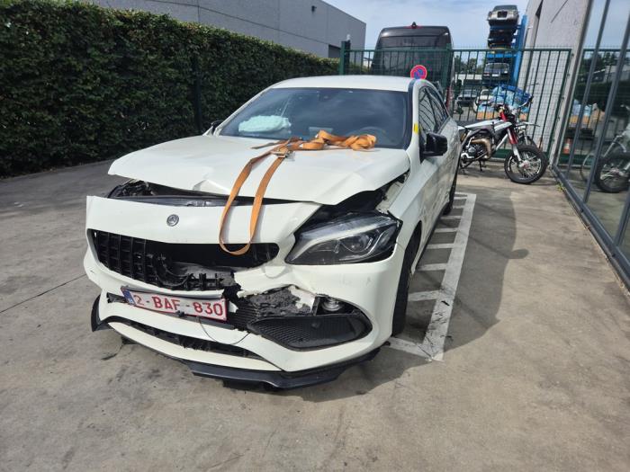 Mercedes A-Klasse V1436