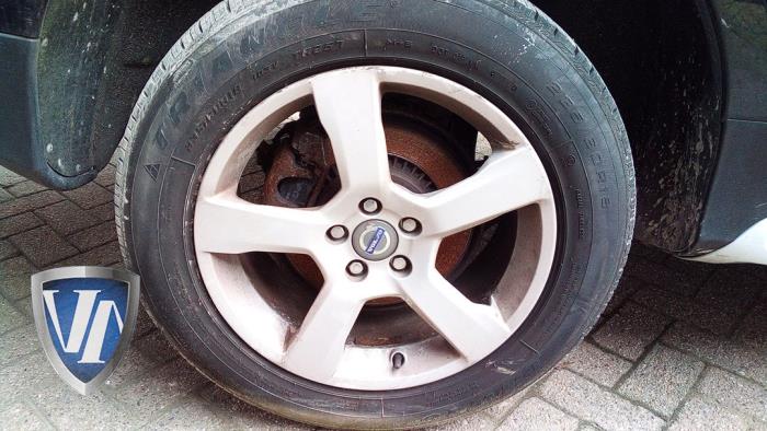 Volvo XC60 I 2.4 D5 20V AWD Geartronic Sloopvoertuig (2012, Metallic, Zwart)
