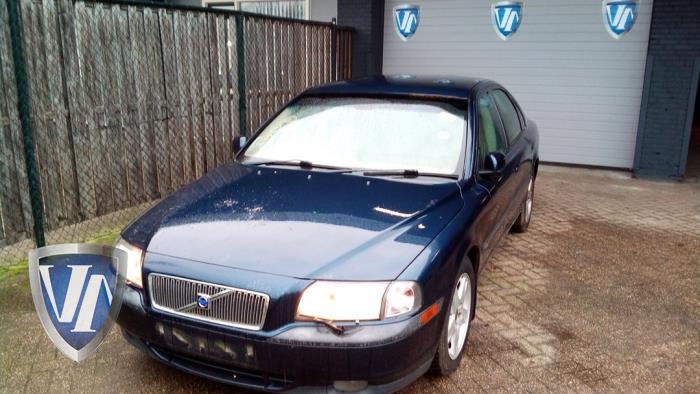 Volvo S80 2.4 20V 140 Sloopvoertuig (2002, Blauw)