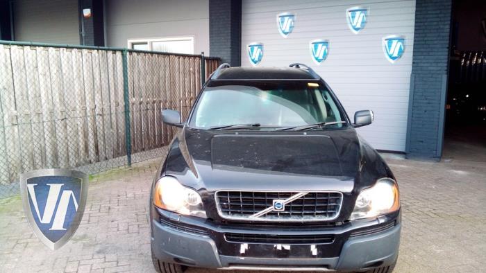 Volvo XC90 I 2.4 D5 20V Sloopvoertuig (2005, Metallic, Zwart)