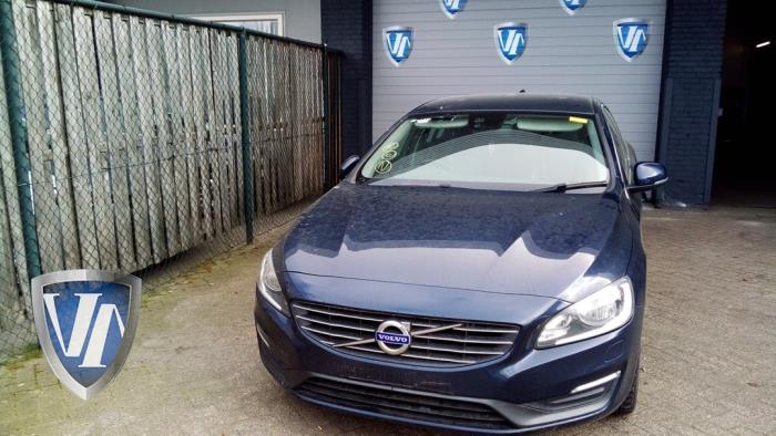 Volvo S60 II 2.0 D4 16V Sloopvoertuig (2014, Blauw)