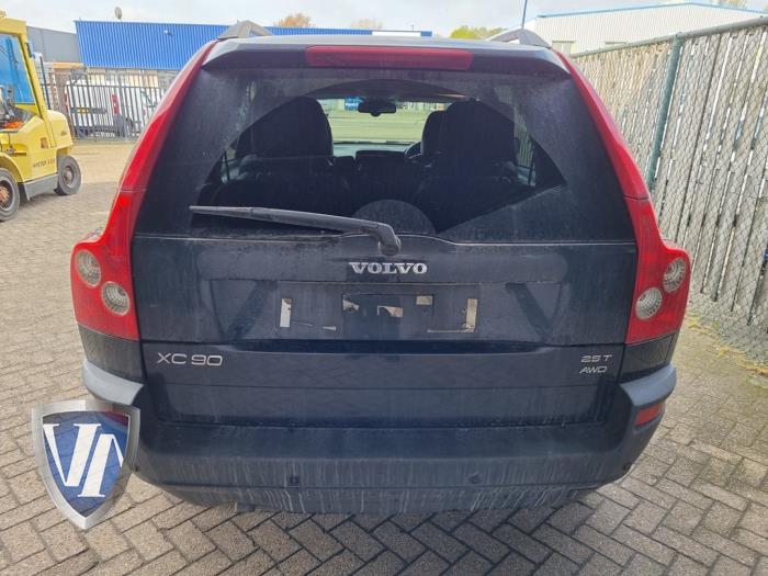 Volvo XC90 I 2.5 T 20V Sloopvoertuig (2005, Metallic, Zwart)