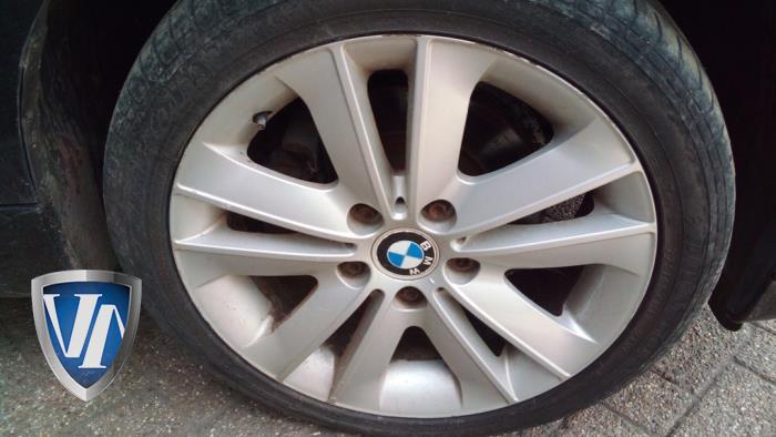 BMW 1 serie 120i 16V Sloopvoertuig (2005, Metallic, Zwart)